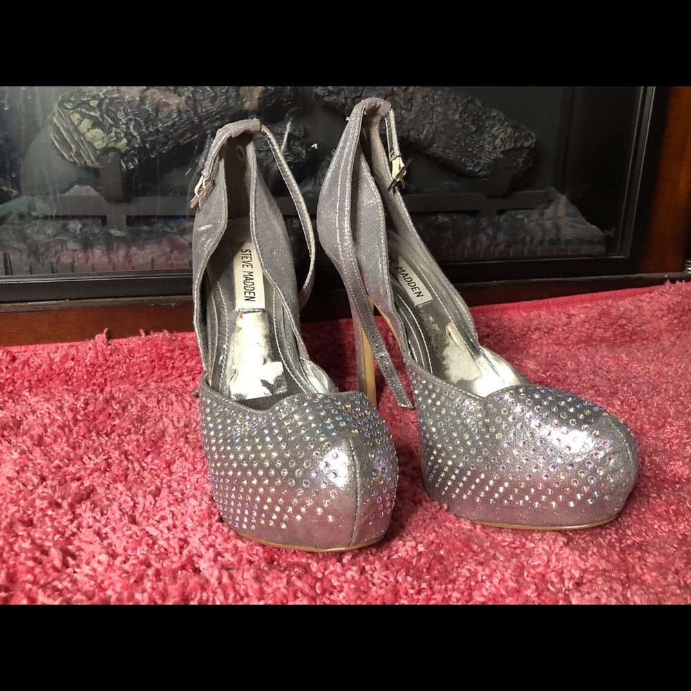 Silver Sparkle Glam Steve Madden Heel